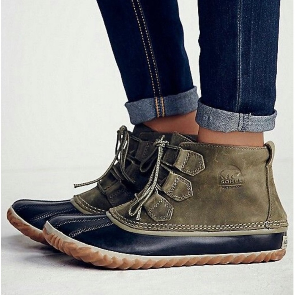 Sorel Gray and Black Winter Boots
